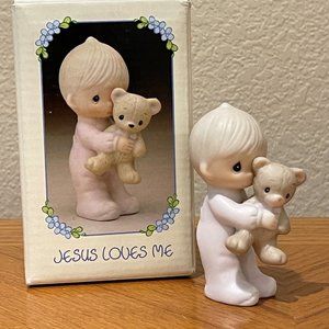 Precious Moments Jesus Loves me boy
